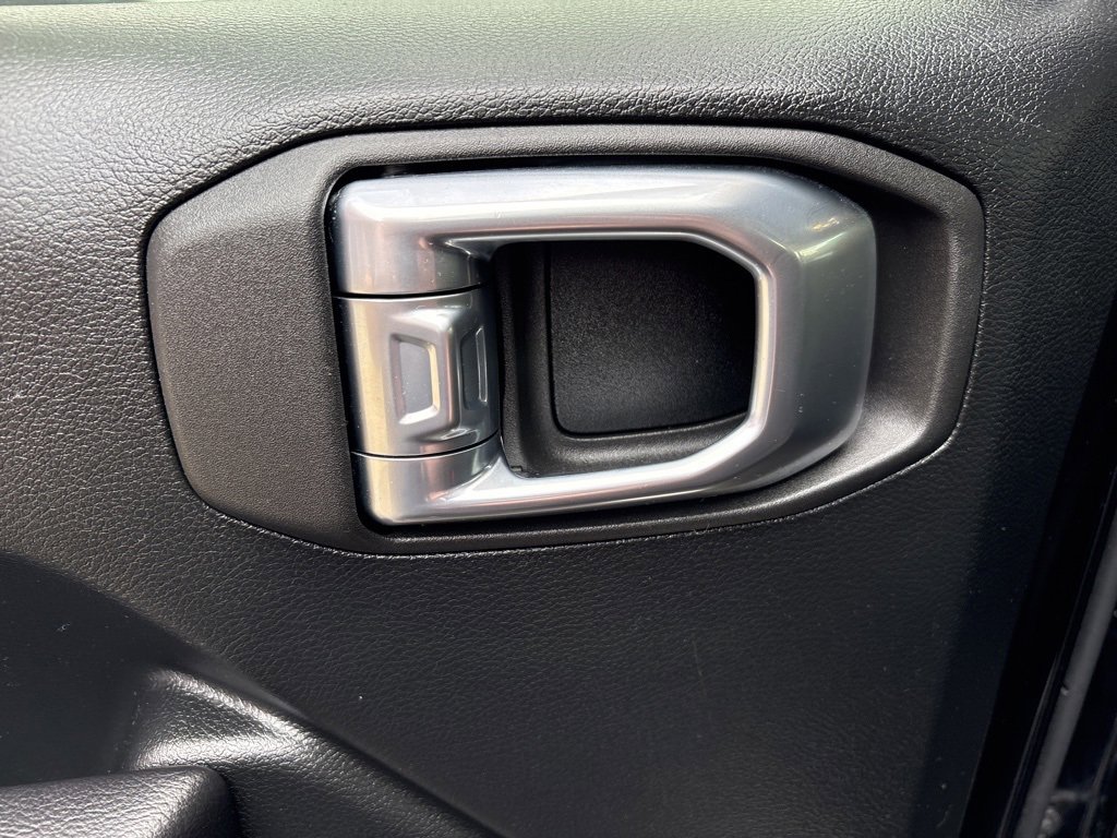 Used 2021 Jeep Wrangler Unlimited Islander image 42