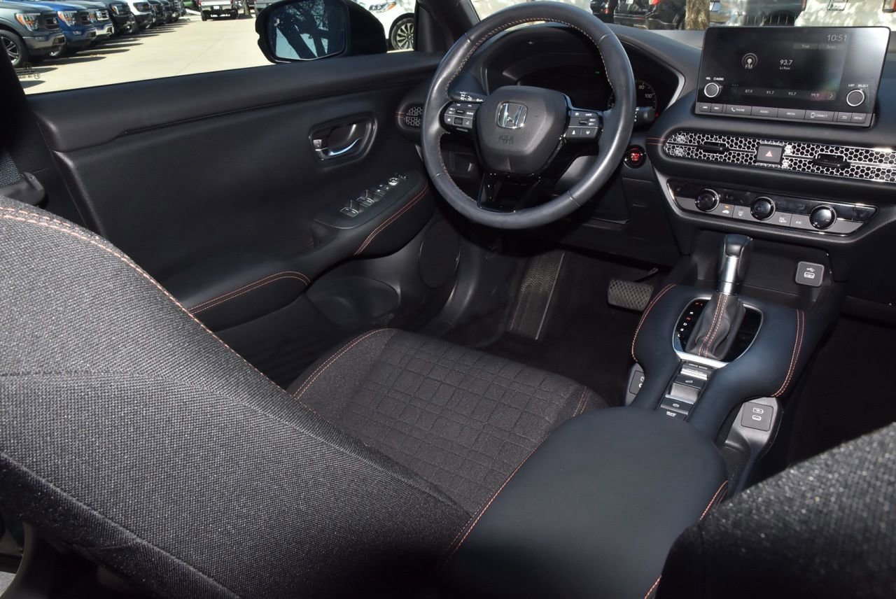 Used 2024 Honda HR-V Sport image 15