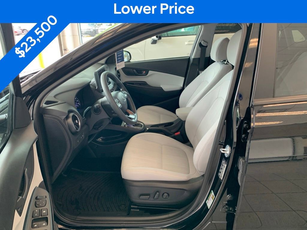 Certified 2023 Hyundai Kona SEL w/ Cargo Package AWD/4WD image 3
