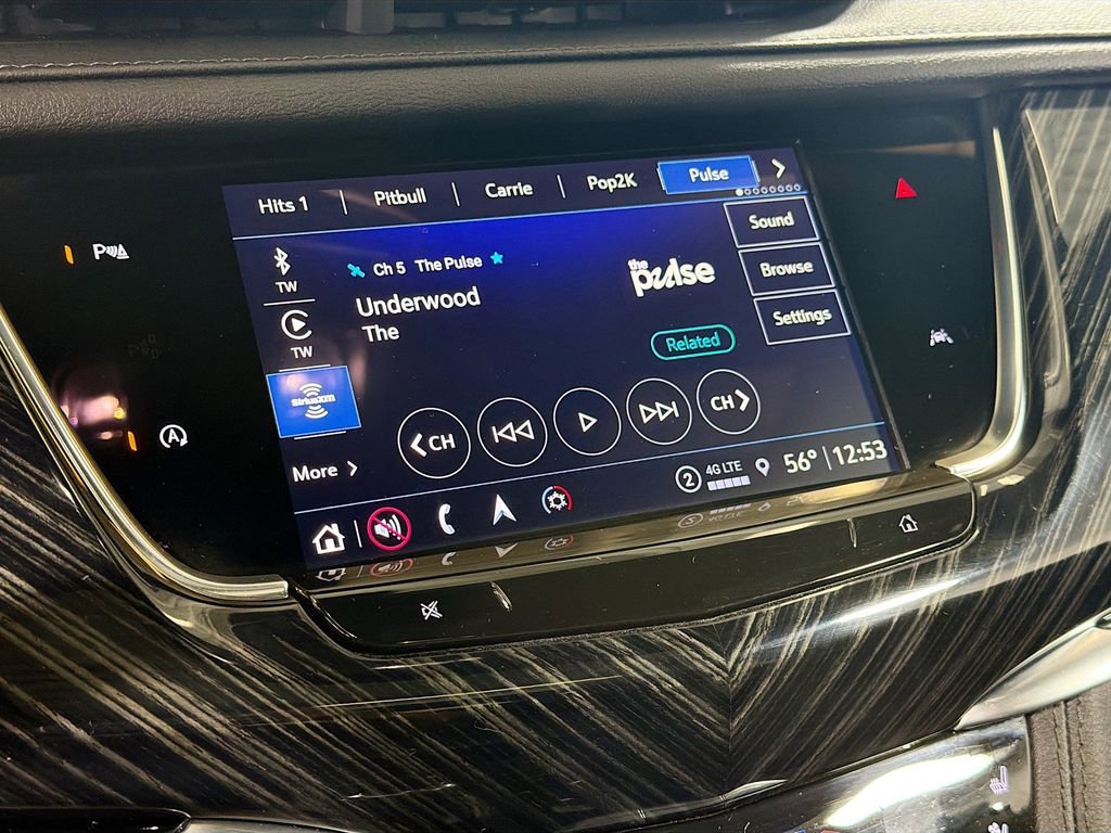 Used 2024 Cadillac XT6 Premium Luxury AWD/4WD image 17