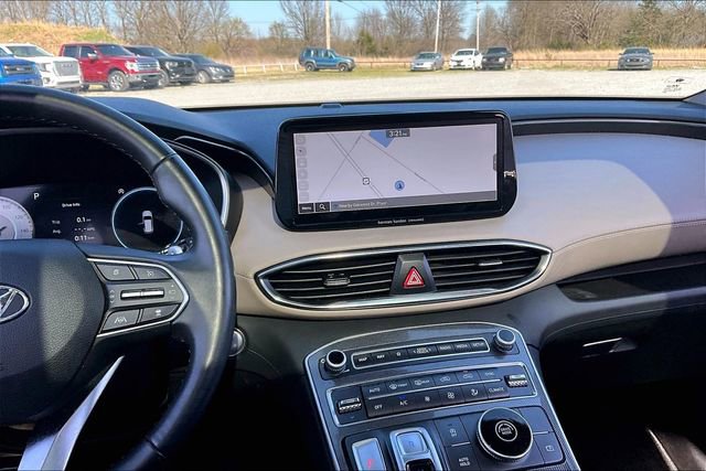 Used 2023 Hyundai Santa Fe SEL w/ Premium Package image 9