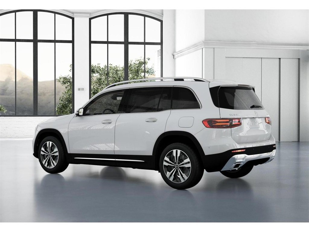 Used 2025 Mercedes-Benz GLB 250 4MATIC image 31