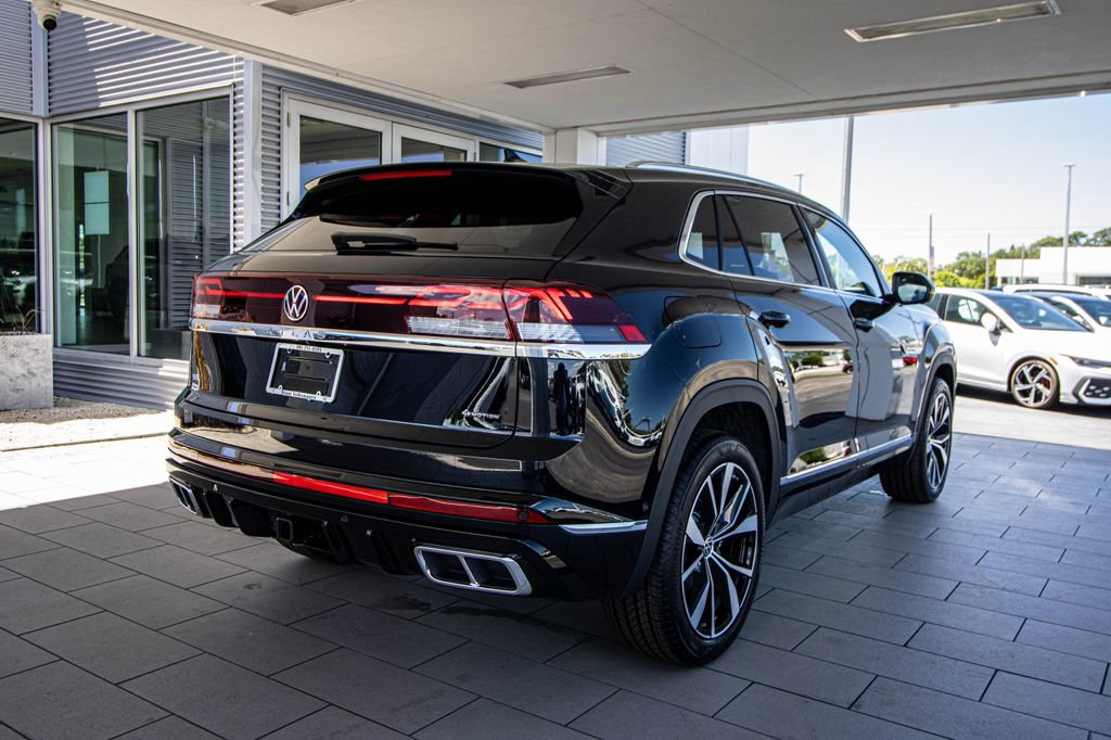 New 2026 Volkswagen Atlas Cross Sport SEL Premium R-Line AWD/4WD image 2