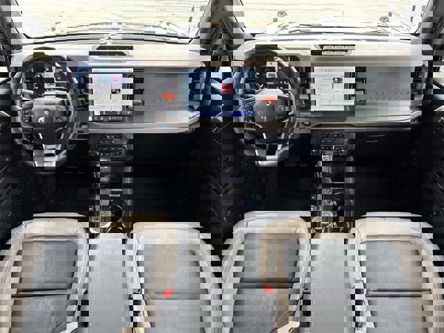 Used 2024 Ford Bronco Wildtrak image 19