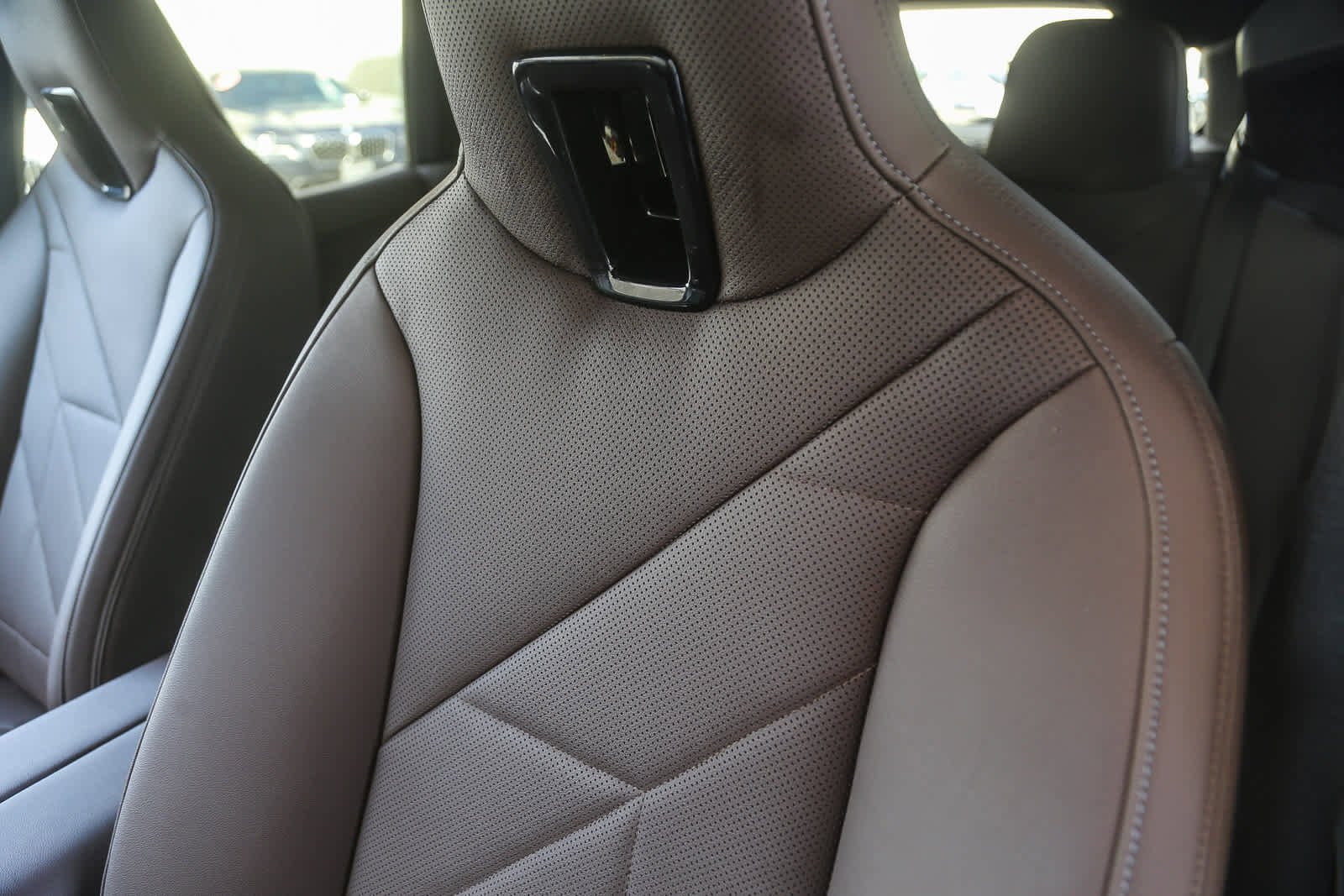 Certified 2023 BMW iX xDrive50 w/ Convenience Package image 21