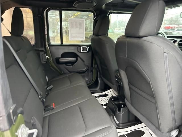 Used 2021 Jeep Wrangler Unlimited Sport image 28