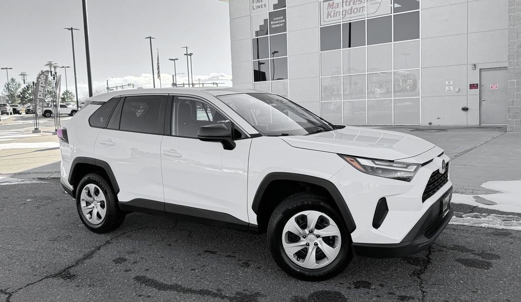 Used 2024 Toyota RAV4 LE image 2