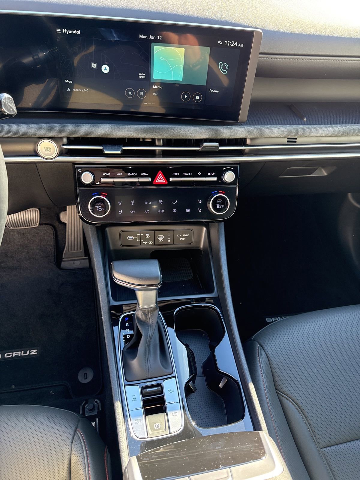 Used 2025 Hyundai Santa Cruz Limited image 25