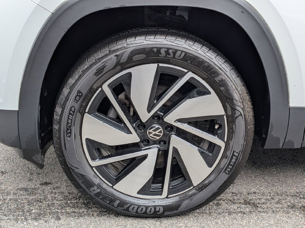 Used 2024 Volkswagen Atlas SE FWD image 10