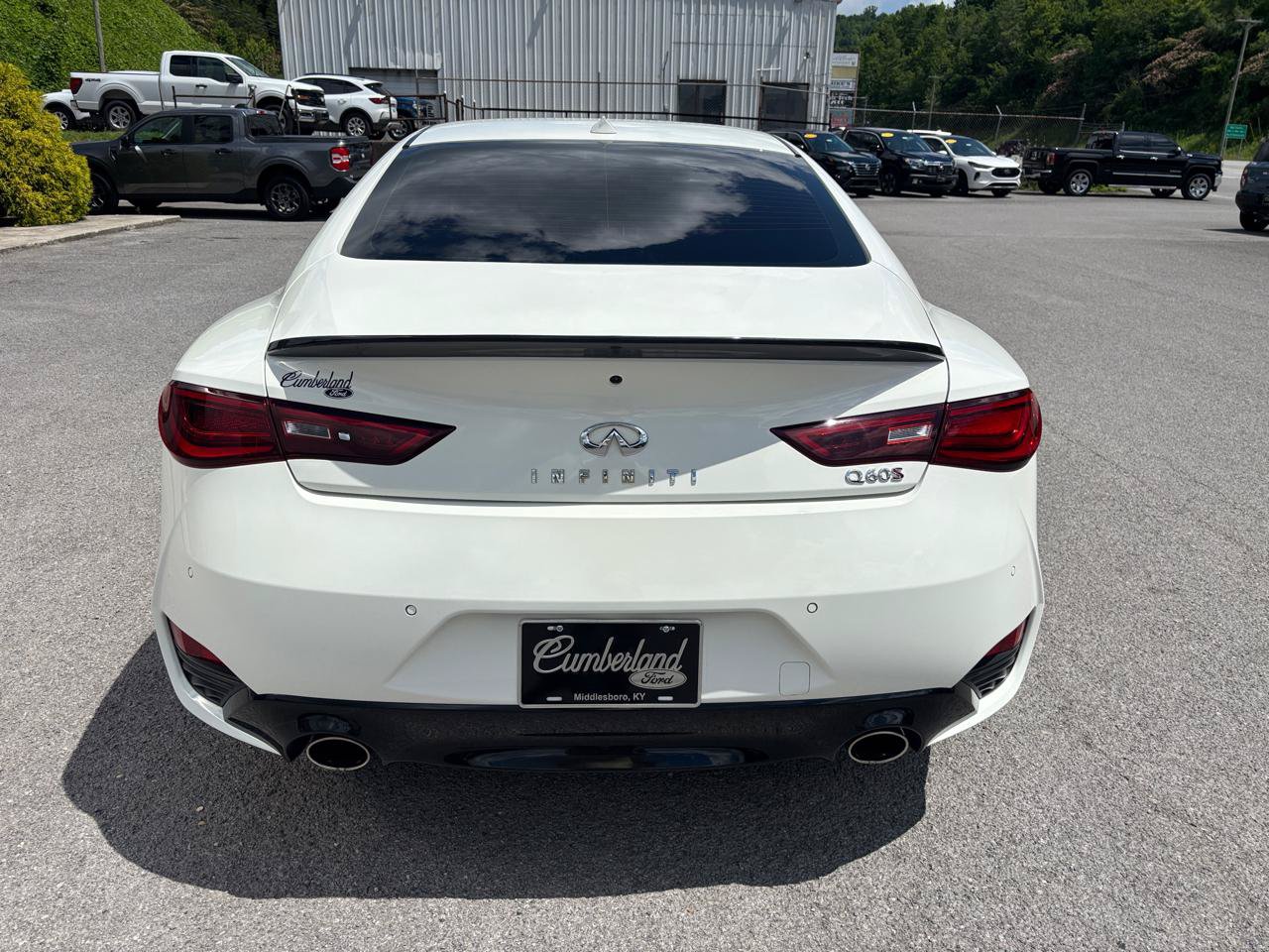 Used 2022 INFINITI Q60 3.0t Luxe w/ Essential Package RWD image 3