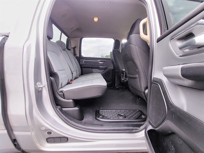 Used 2019 RAM 1500 Big Horn AWD/4WD image 16
