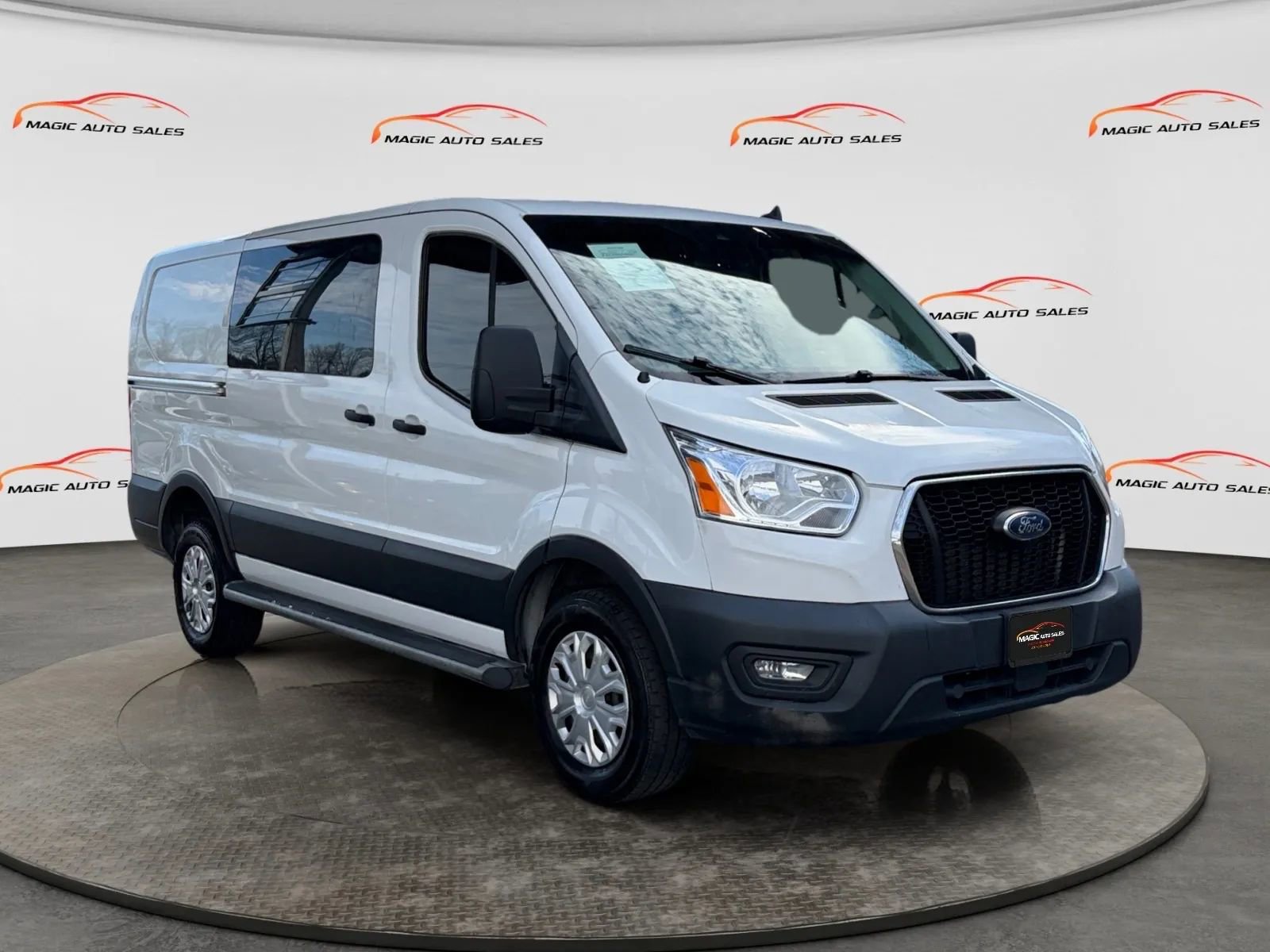 Used 2021 Ford Transit 250 Low Roof w/ Exterior Upgrade Package RWD image 5