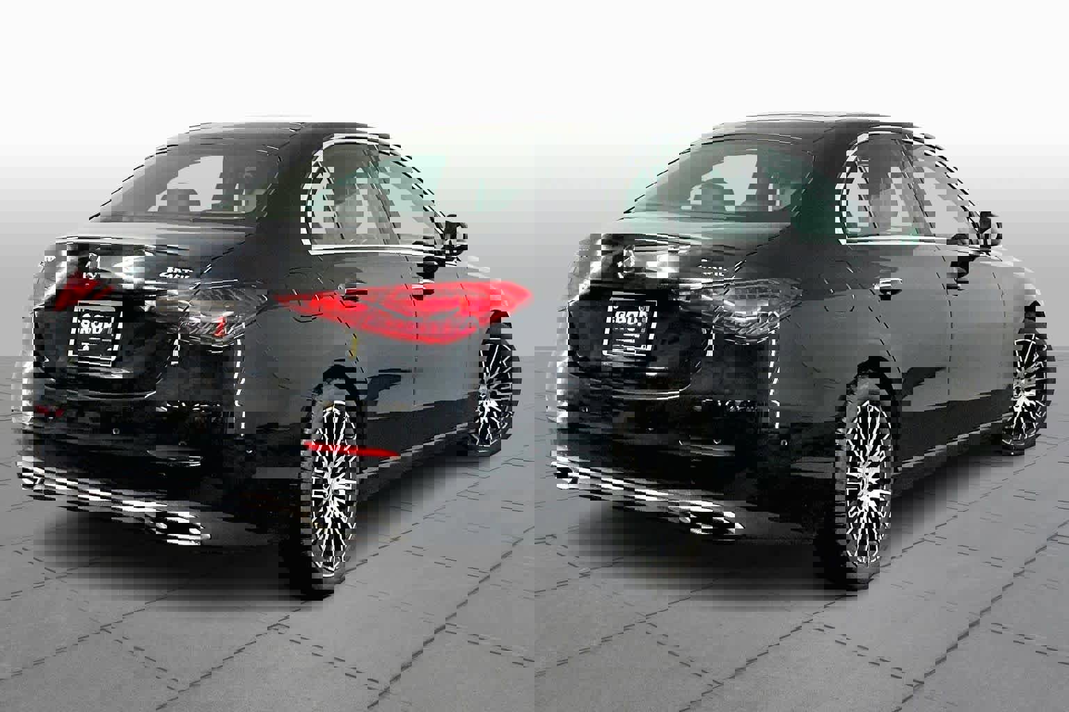 Used 2022 Mercedes-Benz C 300 4MATIC Sedan image 12