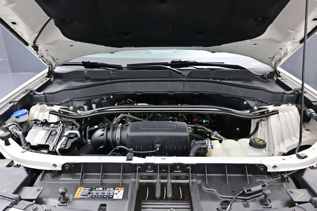 Used 2021 Ford Explorer Limited w/ Equipment Group 301A AWD/4WD image 41
