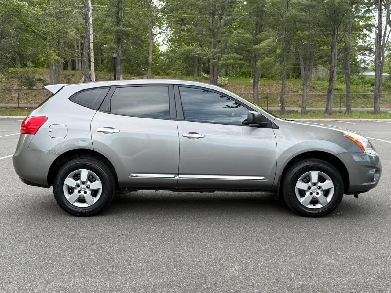 Used 2013 Nissan Rogue S AWD/4WD image 4