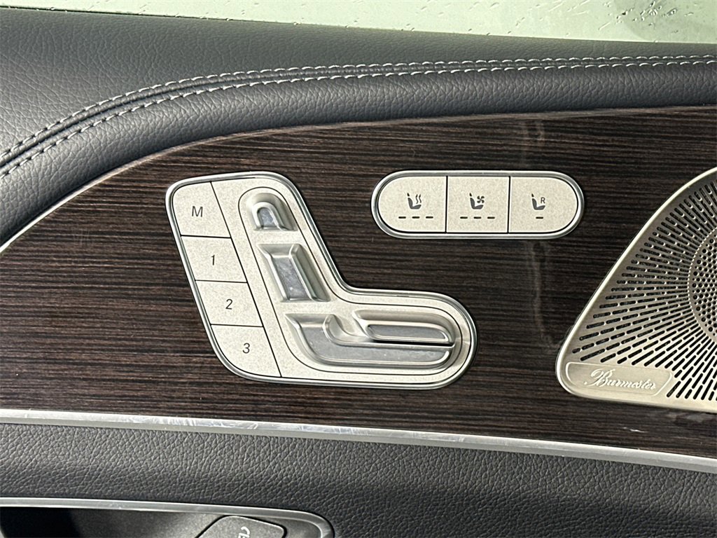 Certified 2025 Mercedes-Benz GLE 53 AMG 4MATIC image 11