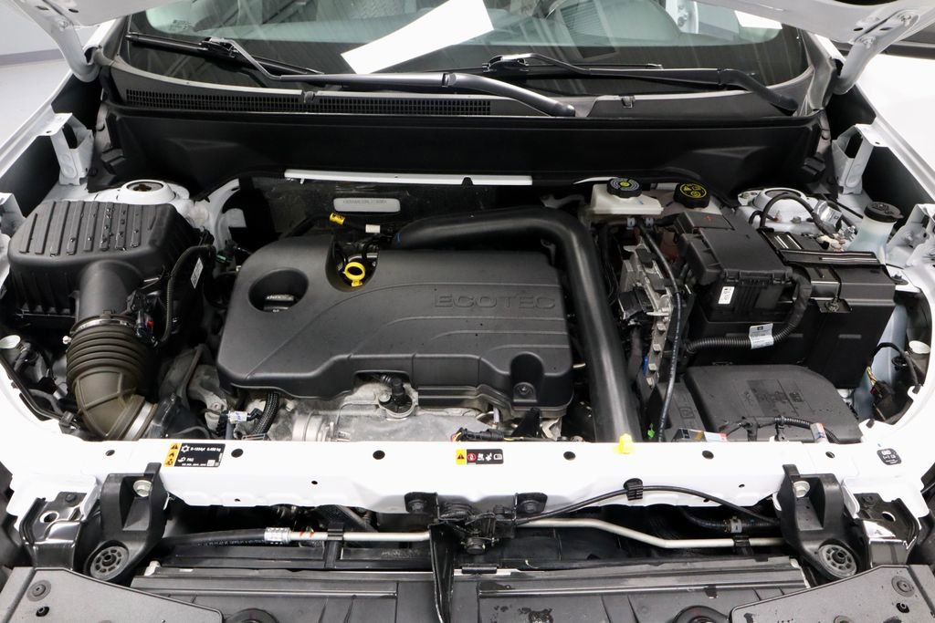 Used 2024 Chevrolet Equinox LS w/ Driver Confidence II Package FWD image 16