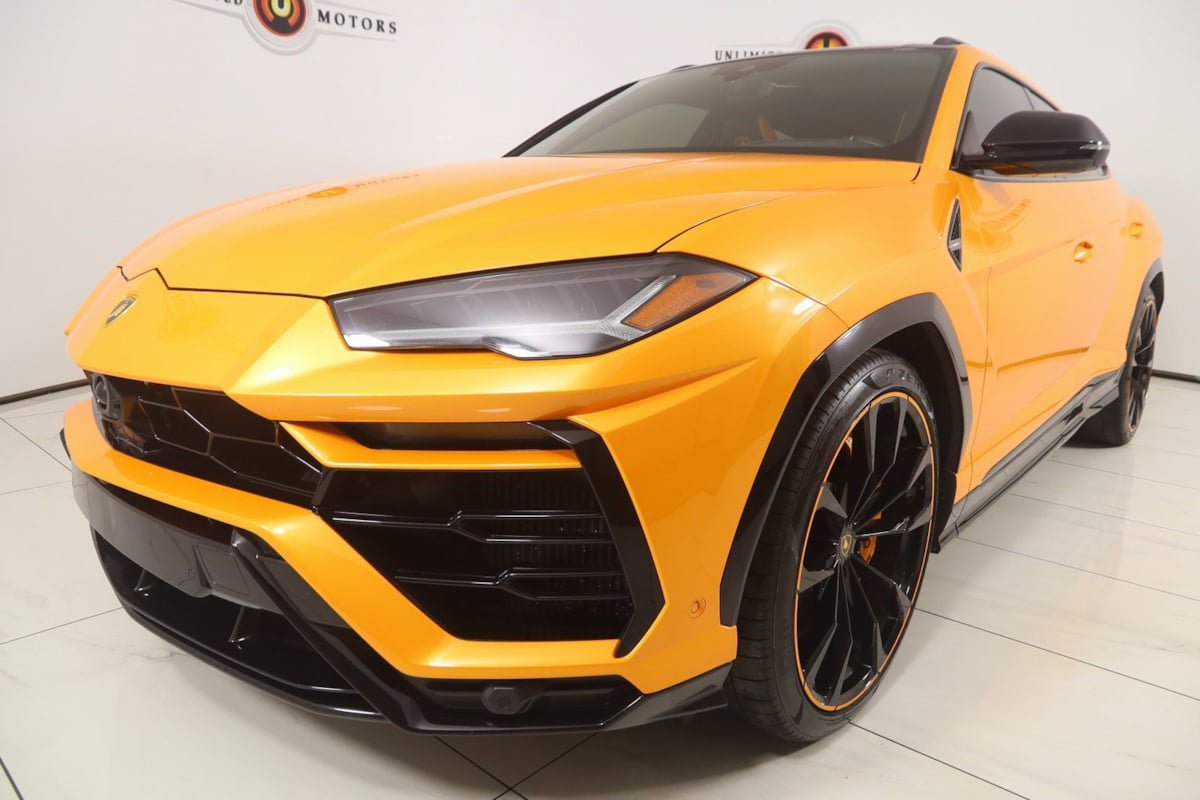 Used 2021 Lamborghini Urus AWD/4WD image 86