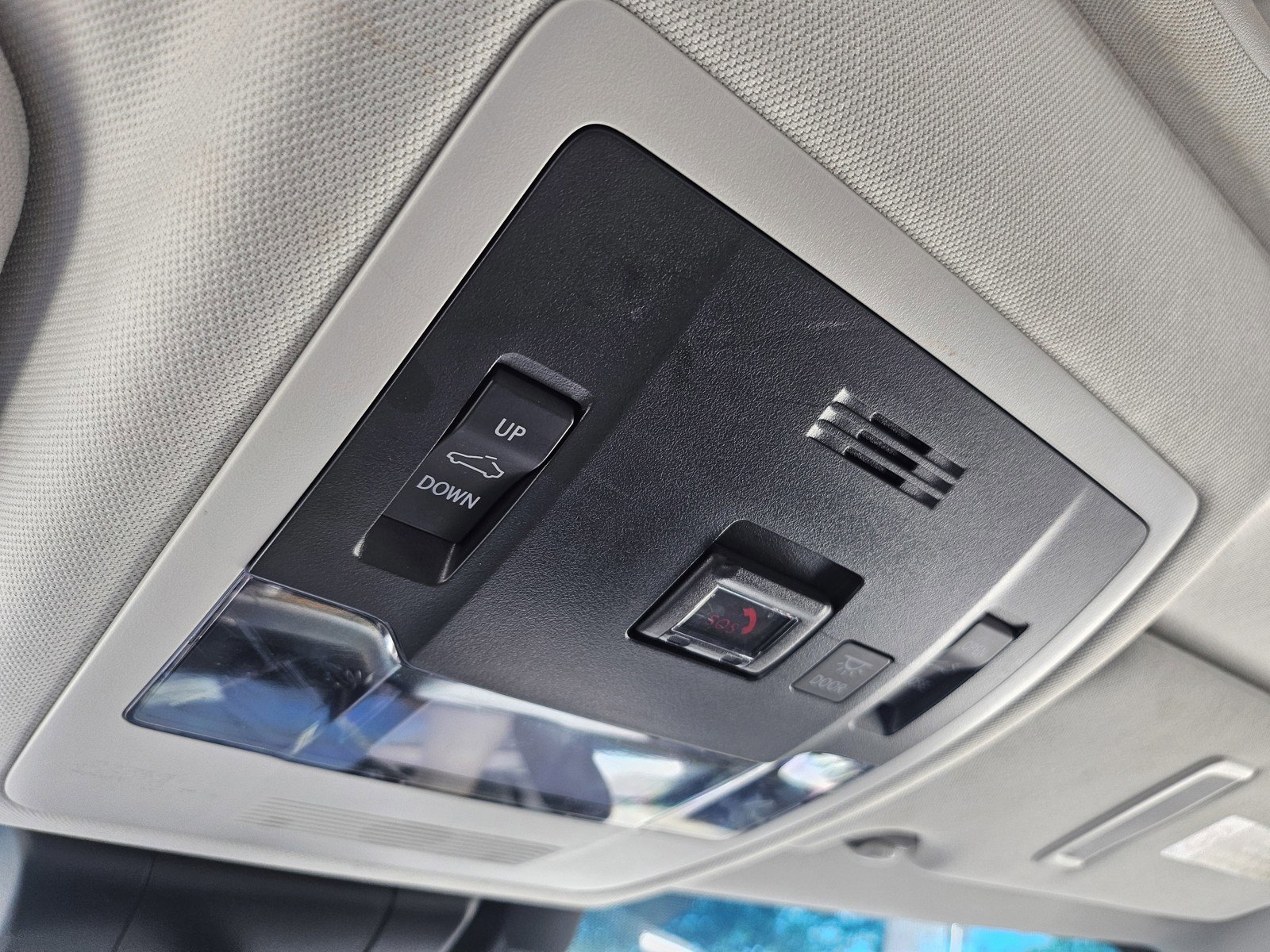 Used 2021 Lexus ES 300h w/ Premium Package FWD image 12