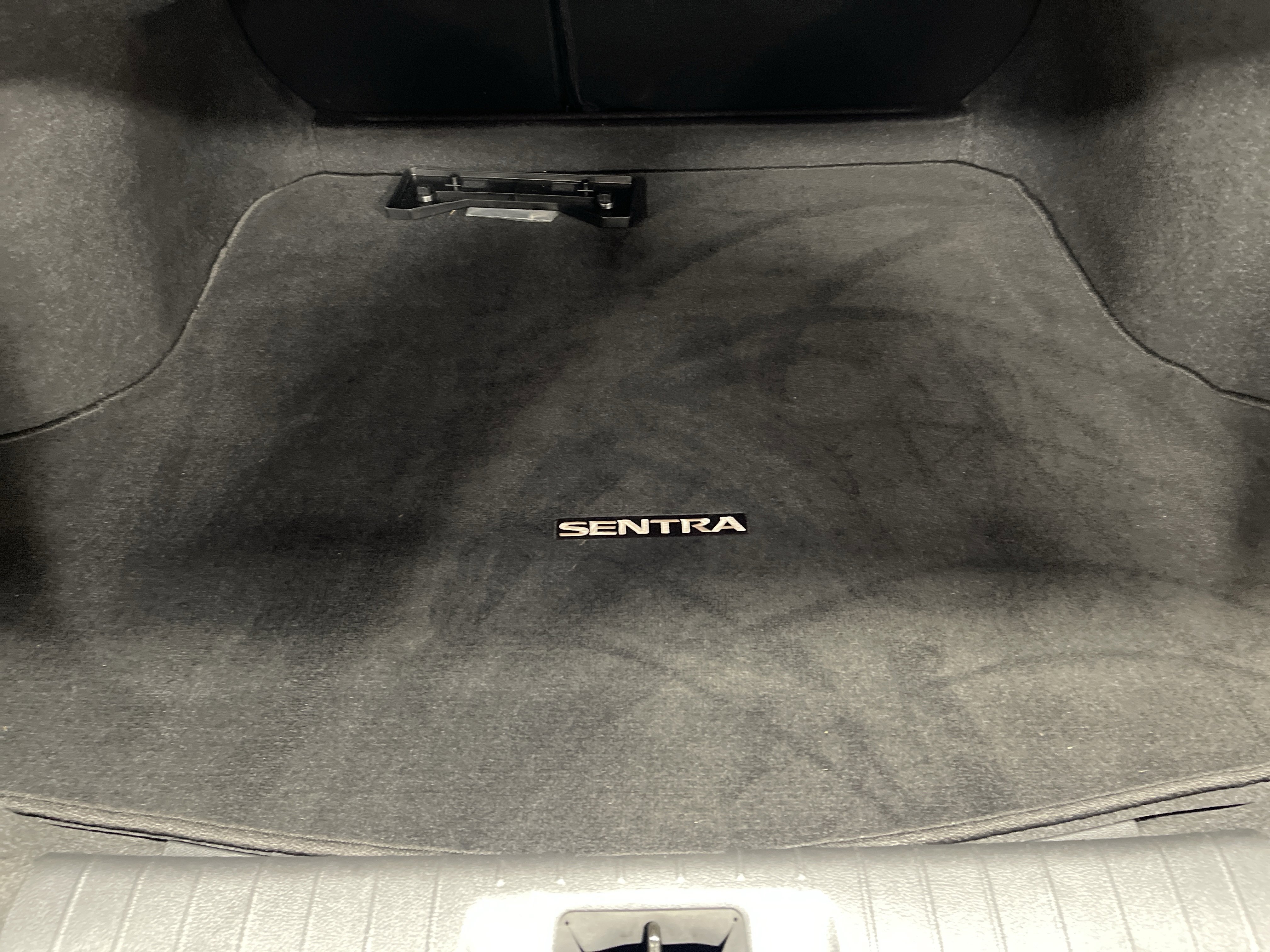 Used 2023 Nissan Sentra SV image 12