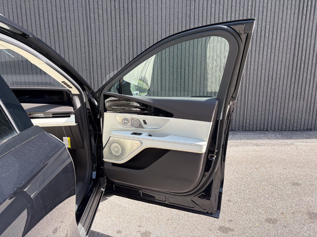 New 2026 Lincoln Nautilus Black Label AWD/4WD image 39