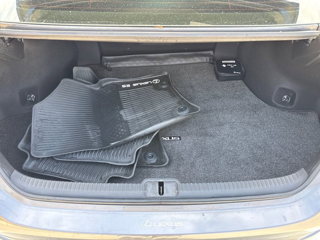 Used 2021 Lexus ES 350 w/ Premium Package image 27