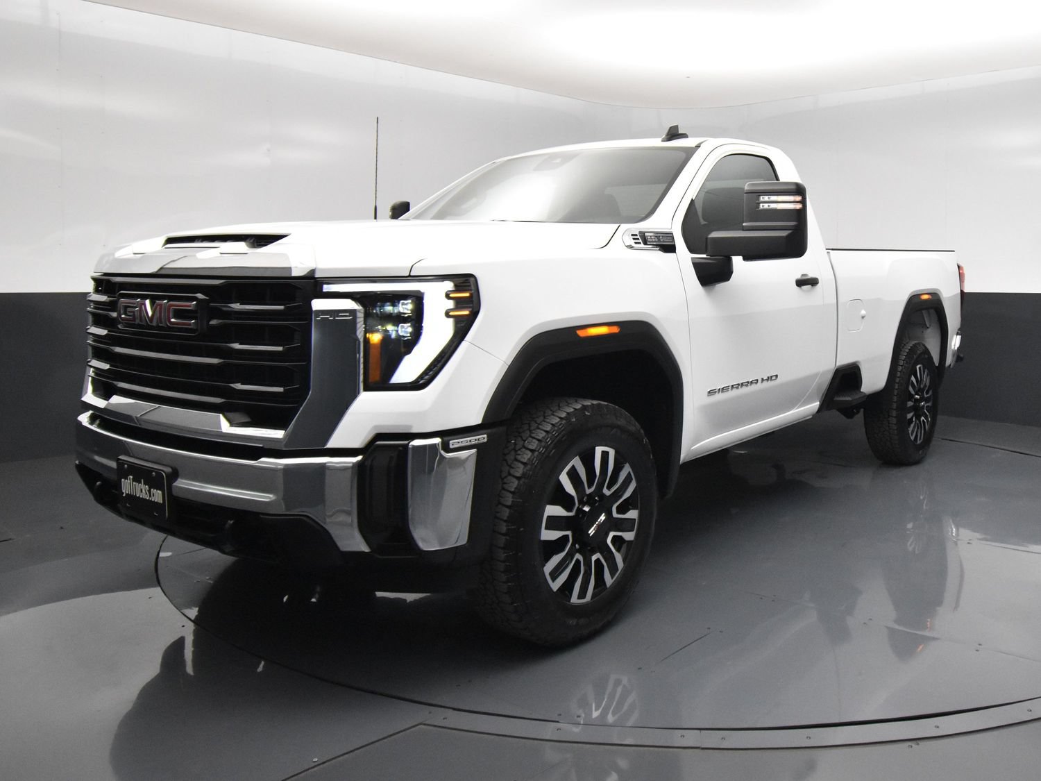 Used 2024 GMC Sierra 2500 Pro w/ Convenience Package RWD image 2
