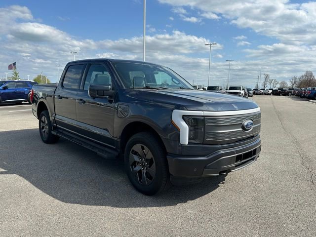 Used 2022 Ford F150 Lightning Lariat w/ Equipment Group 511A High image 3