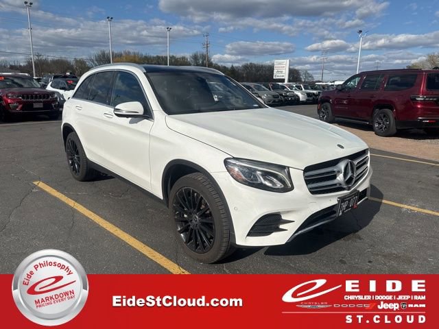Used 2018 Mercedes-Benz GLC 300 4MATIC image 1