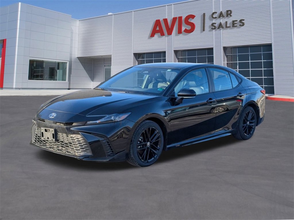 Used 2025 Toyota Camry SE