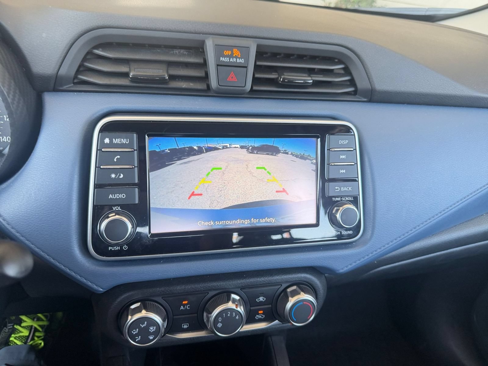 Used 2025 Nissan Versa SV FWD image 24
