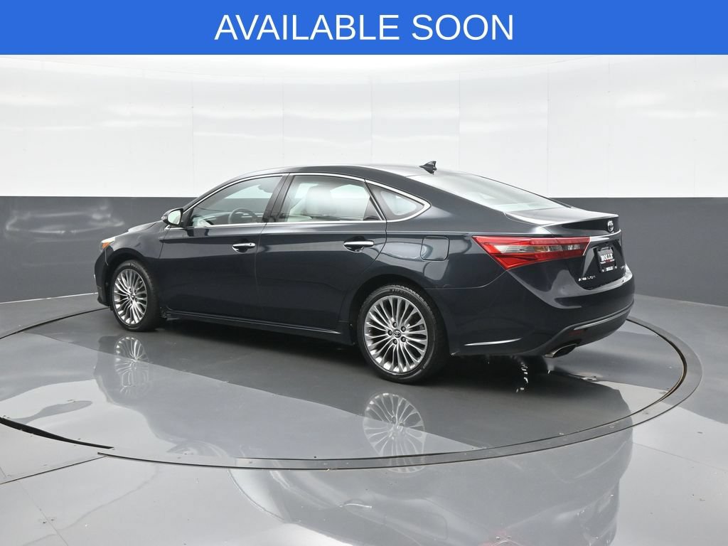 Used 2016 Toyota Avalon Limited w/ Toyota Safety Sense Package FWD image 5