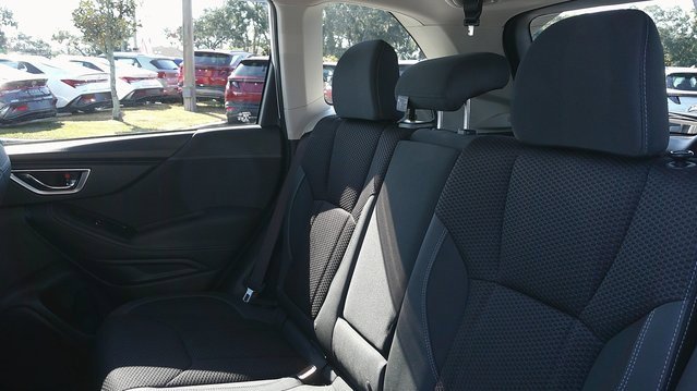 Used 2019 Subaru Forester Premium image 8