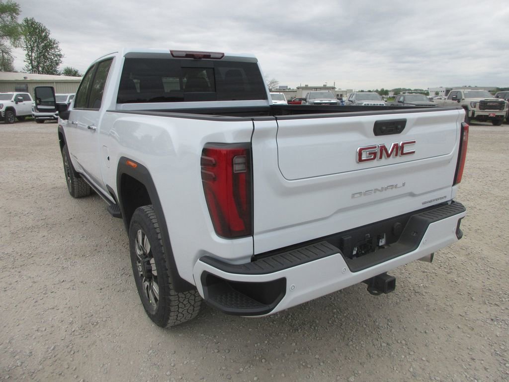 New 2026 GMC Sierra 2500 Denali w/ Denali Reserve Package image 7
