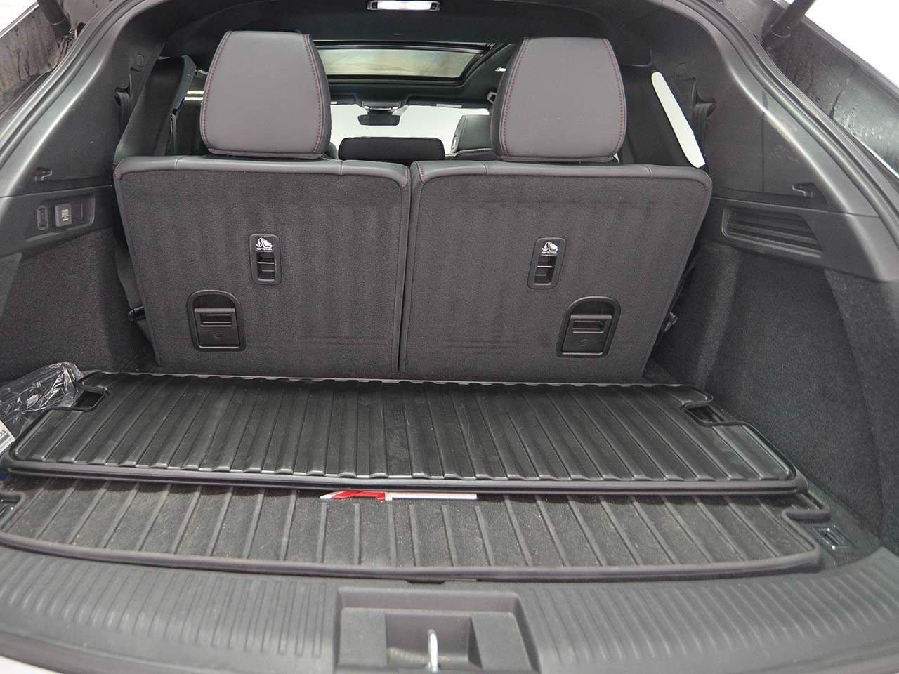 Used 2023 Acura MDX A-Spec AWD/4WD image 13