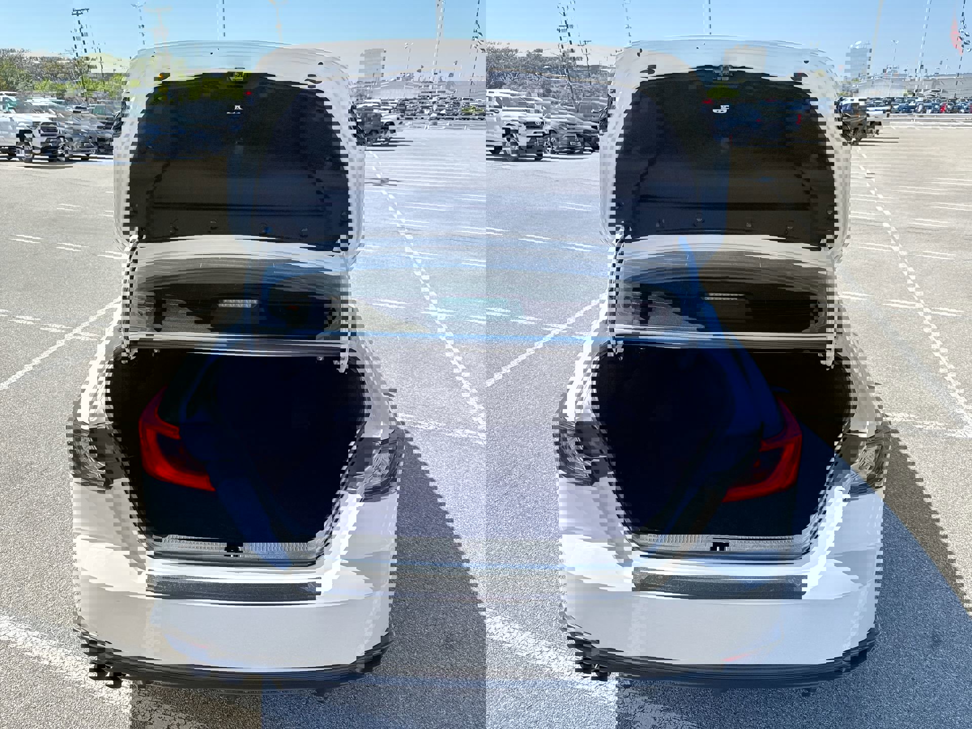 Certified 2025 Toyota Camry SE w/ Convenience Package image 19