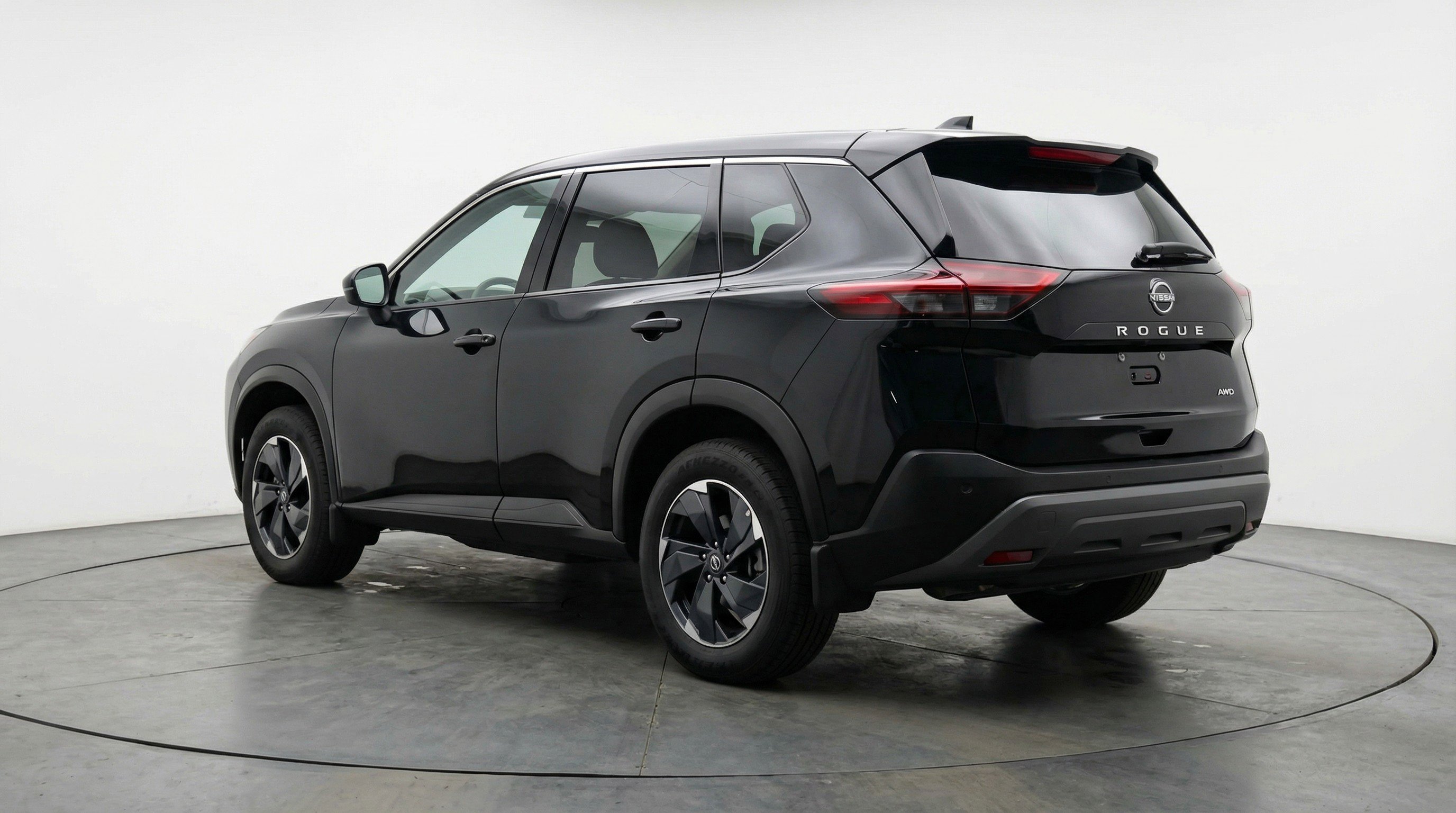 Used 2025 Nissan Rogue SV AWD/4WD image 6
