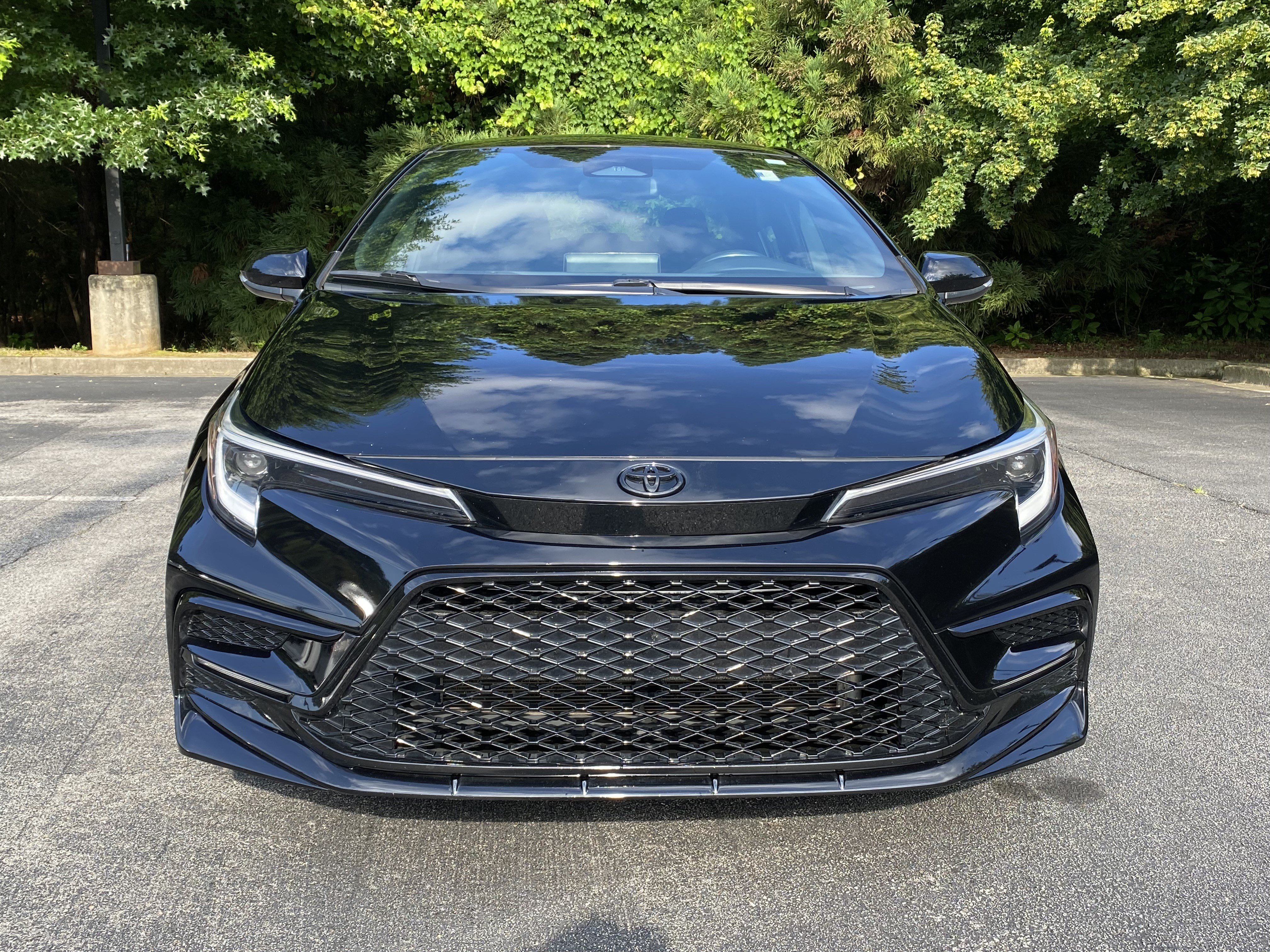 Used 2024 Toyota Corolla Sedan w/ SE Convenience Package FWD image 3