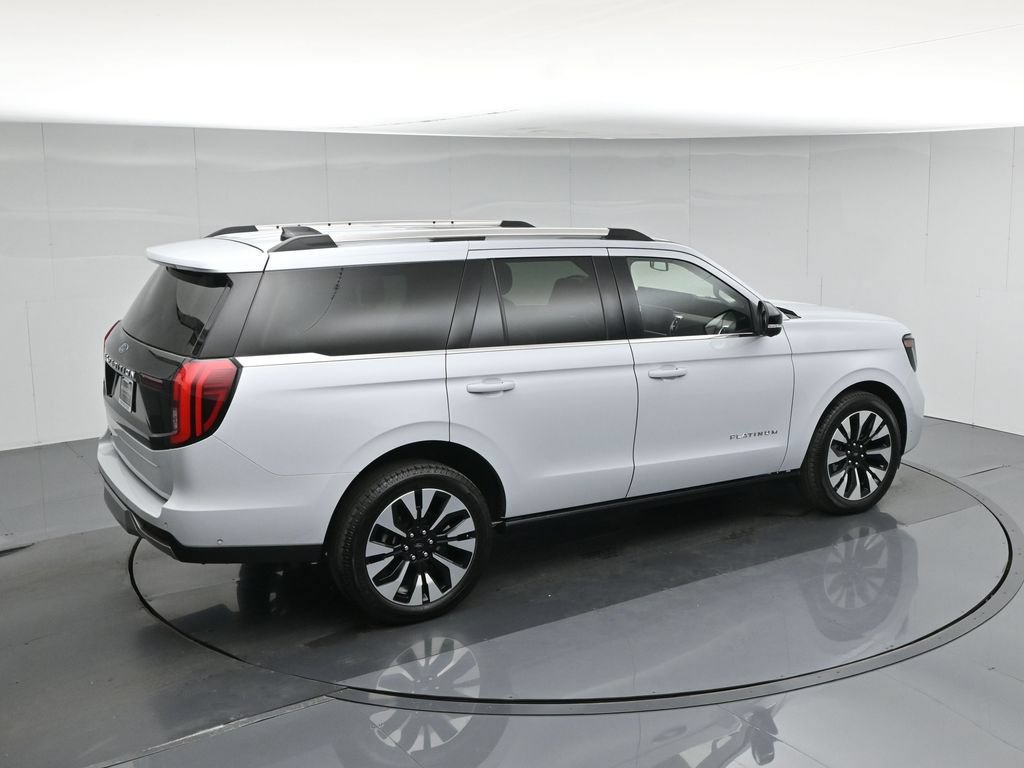 Used 2025 Ford Expedition Platinum w/ Driver's Package AWD/4WD image 48