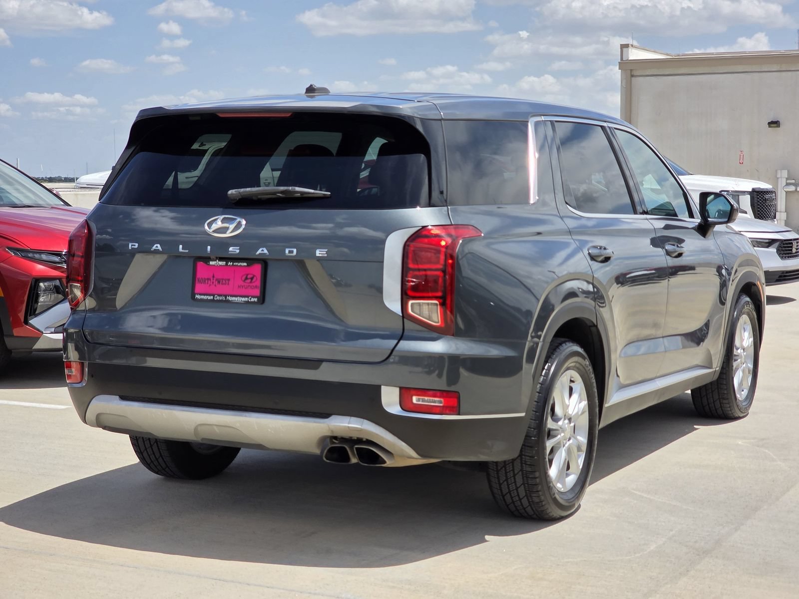 Used 2022 Hyundai Palisade SE FWD image 6