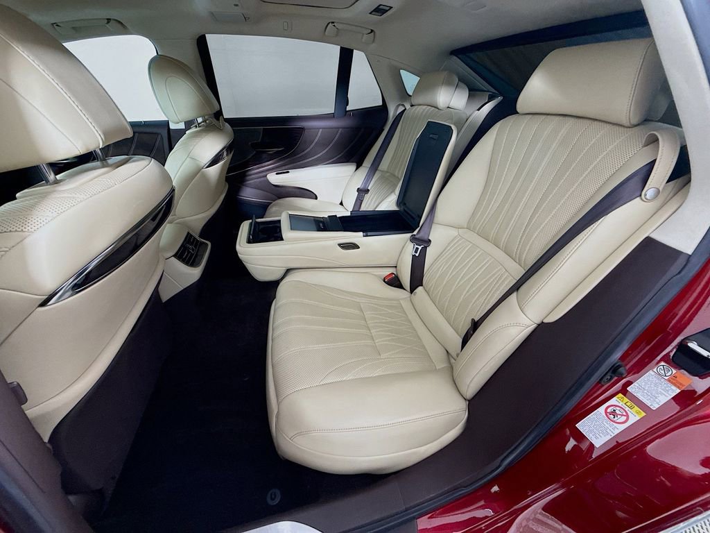 Used 2018 Lexus LS 500 AWD w/ Luxury Package image 26