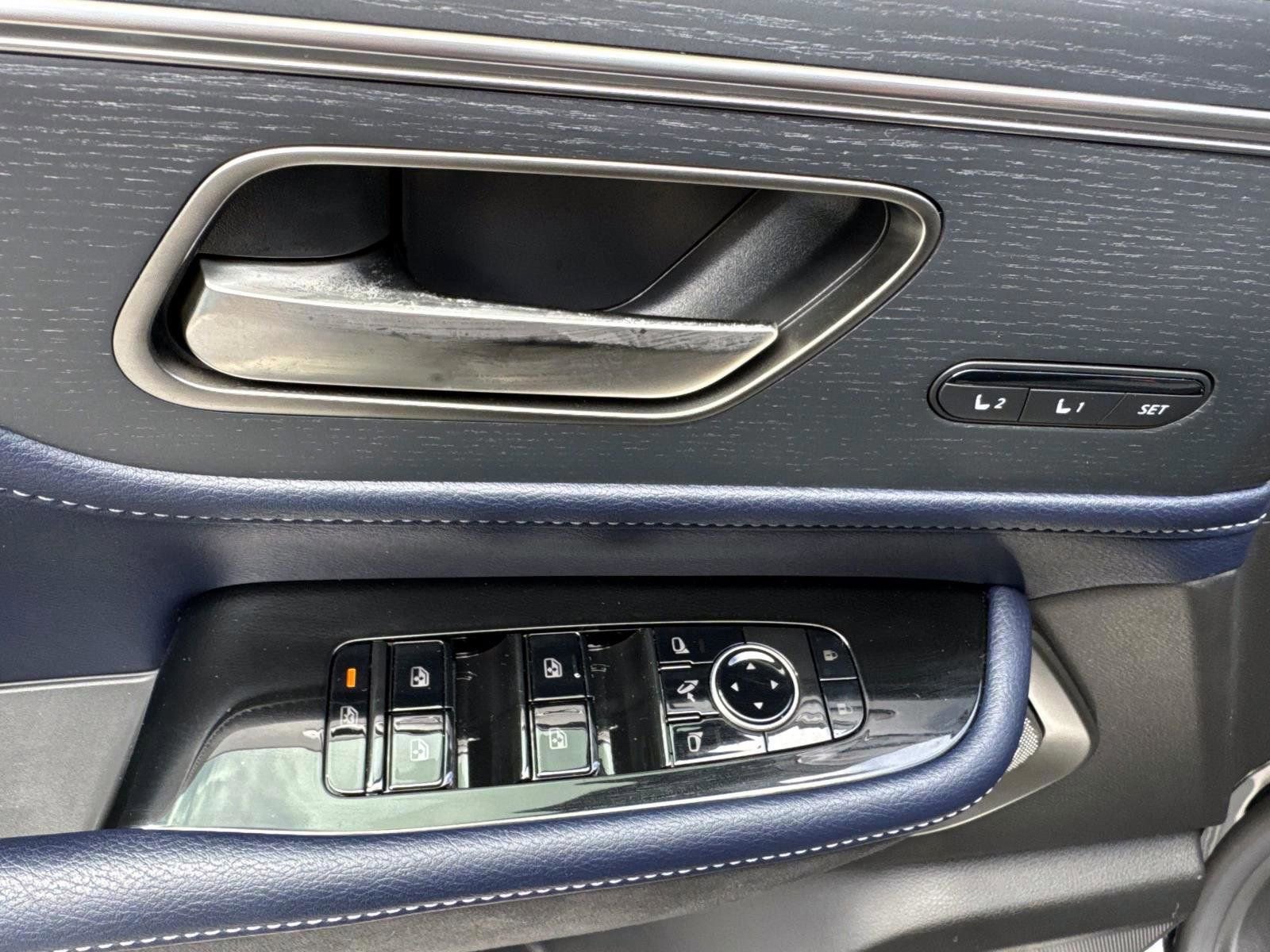 New 2026 INFINITI QX80 4WD w/ Sport Exterior Package image 8