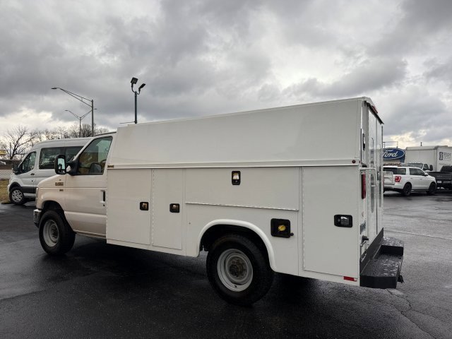 Used 2019 Ford E-350 and Econoline 350 Super Duty w/ Power Windows & Locks Group RWD image 5