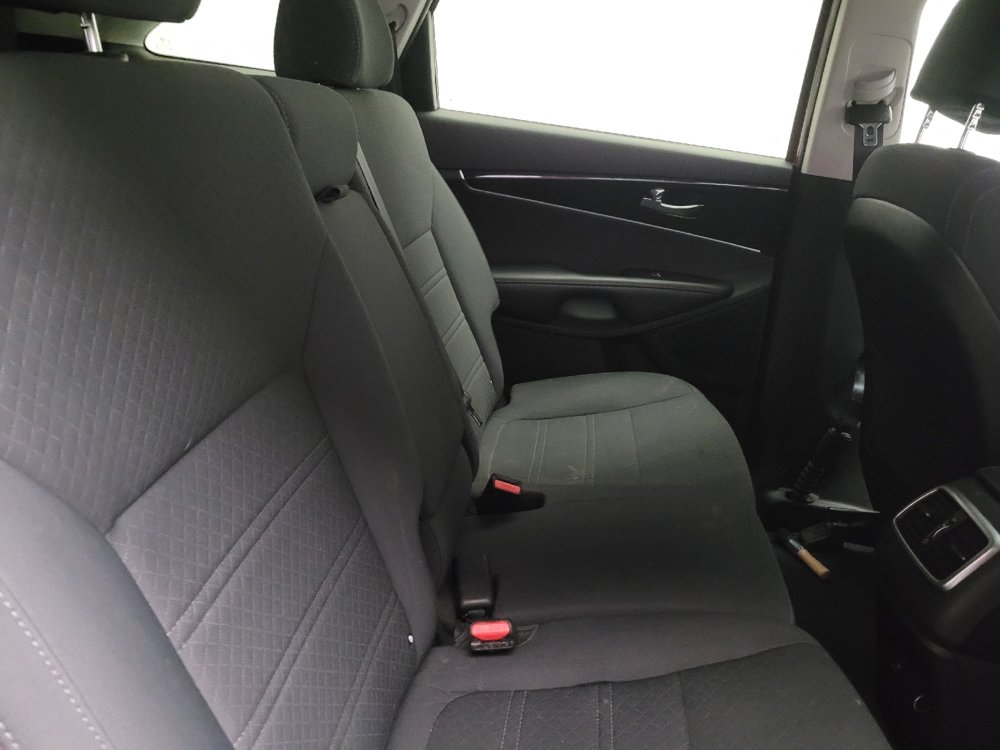 Used 2017 Kia Sorento LX w/ LX V6 Convenience Package FWD image 19