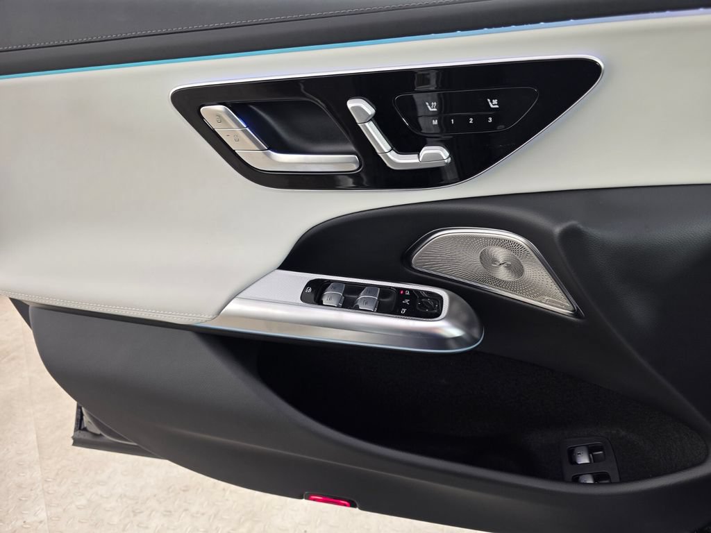 New 2027 Mercedes-Benz E 53 AMG e 4MATIC Sedan image 16