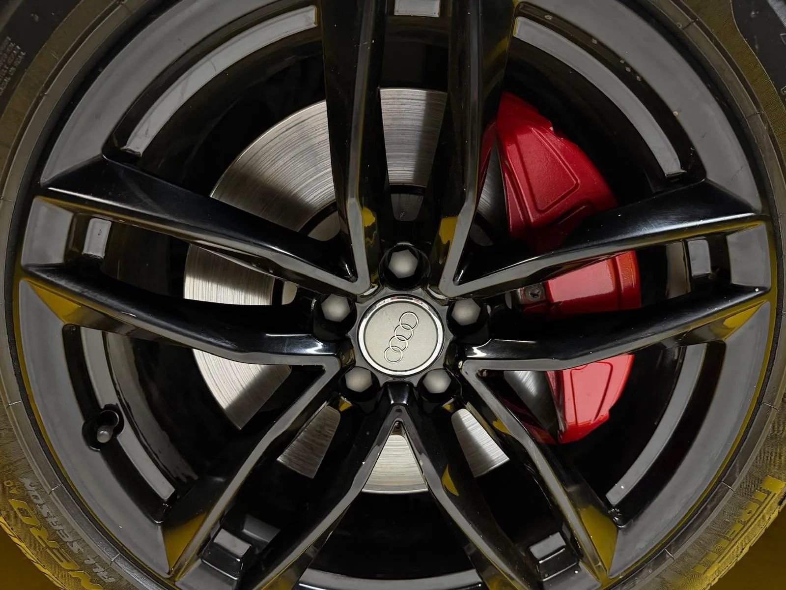 Used 2015 Audi A8 L 4.0T w/ Premium Package image 8