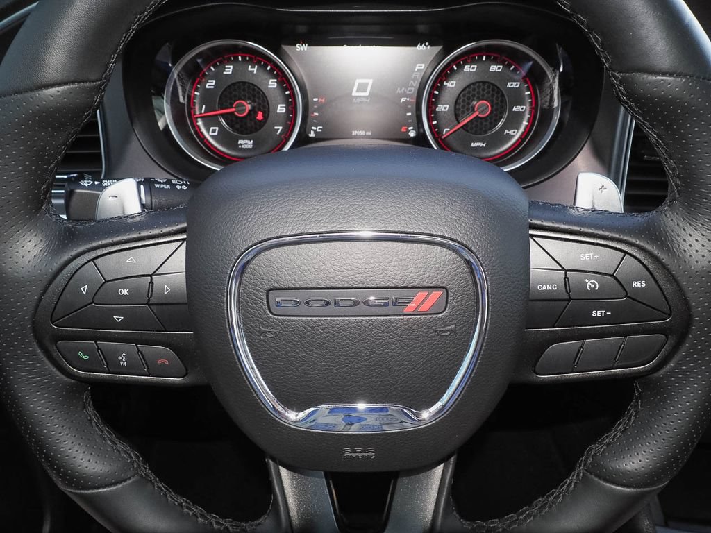 Used 2022 Dodge Charger SXT AWD/4WD image 29
