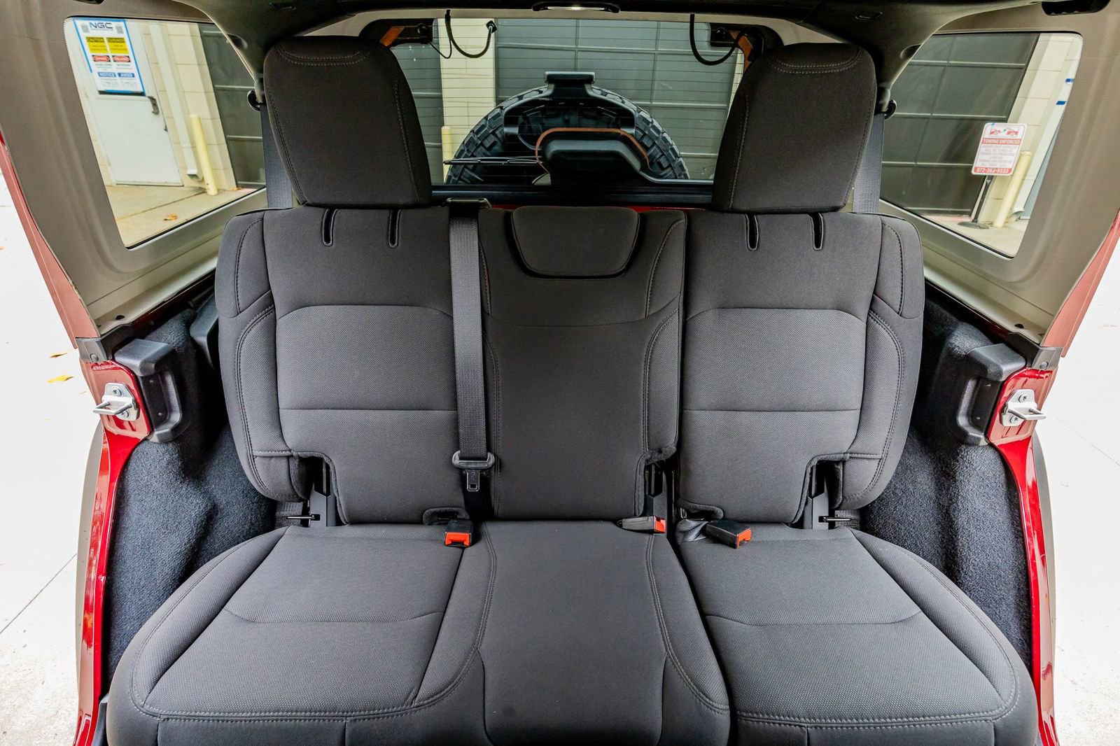 Used 2022 Jeep Wrangler Unlimited Sport image 35