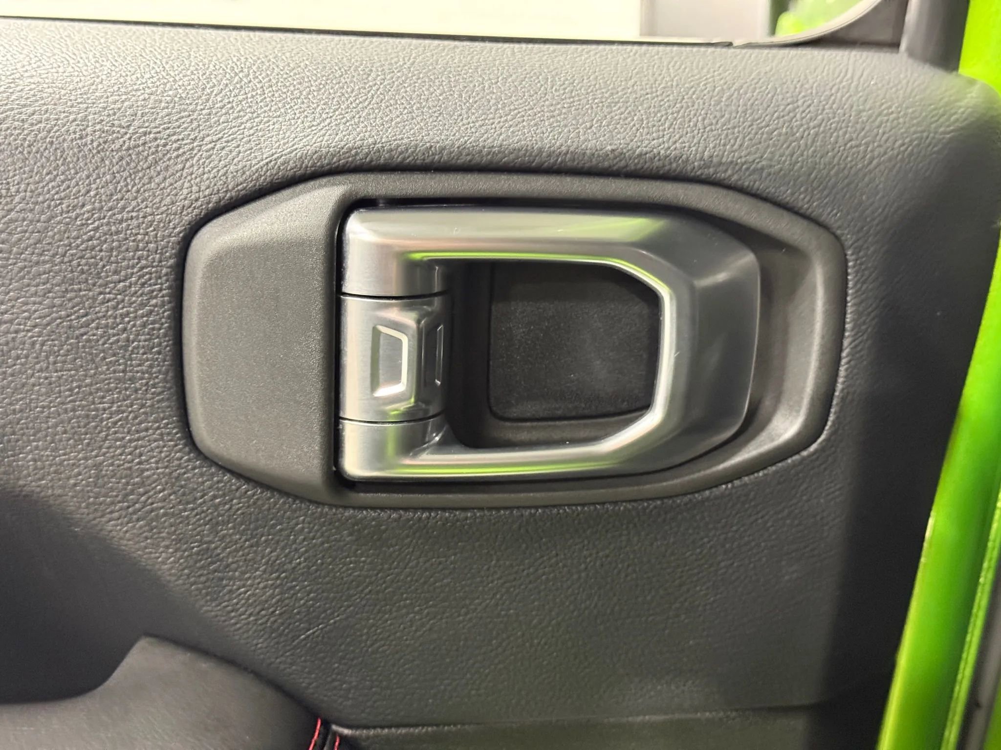 Used 2018 Jeep Wrangler Unlimited Rubicon w/ Dual Top Group image 67