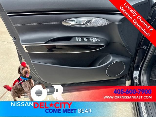 Used 2025 Genesis GV70 2.5T AWD/4WD image 14